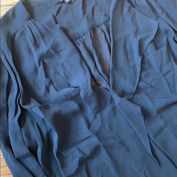 Aritzia T. Babaton Finley Silk Blouse -BLACK- sz.S - Picture 6 of 10